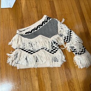 House of Harlow 1960 Black and Cream Knit Sweater